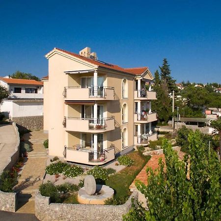Franko & Ana Apartments Крк Екстер'єр фото