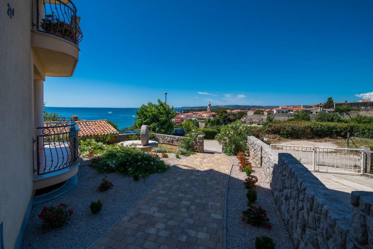 Franko & Ana Apartments Крк Екстер'єр фото