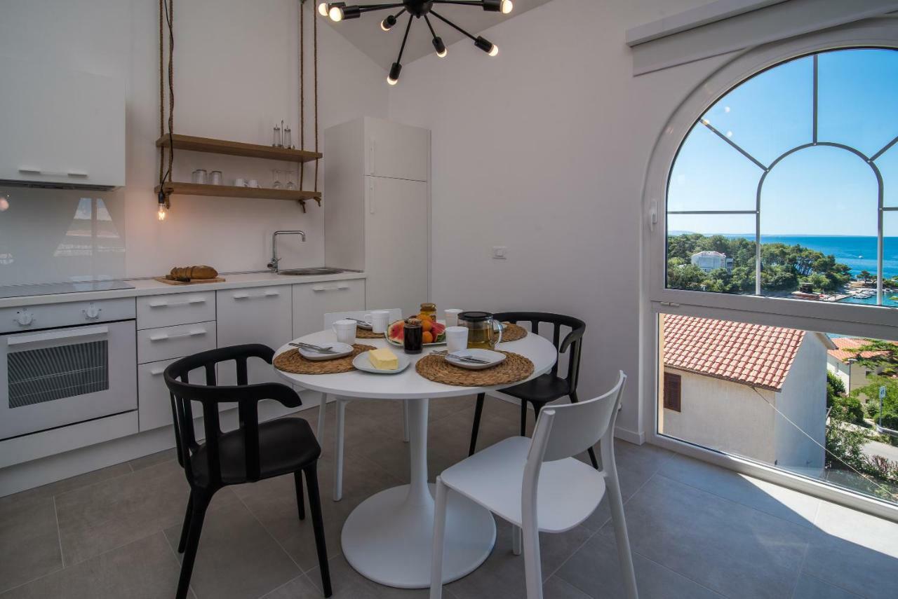 Franko & Ana Apartments Крк Екстер'єр фото