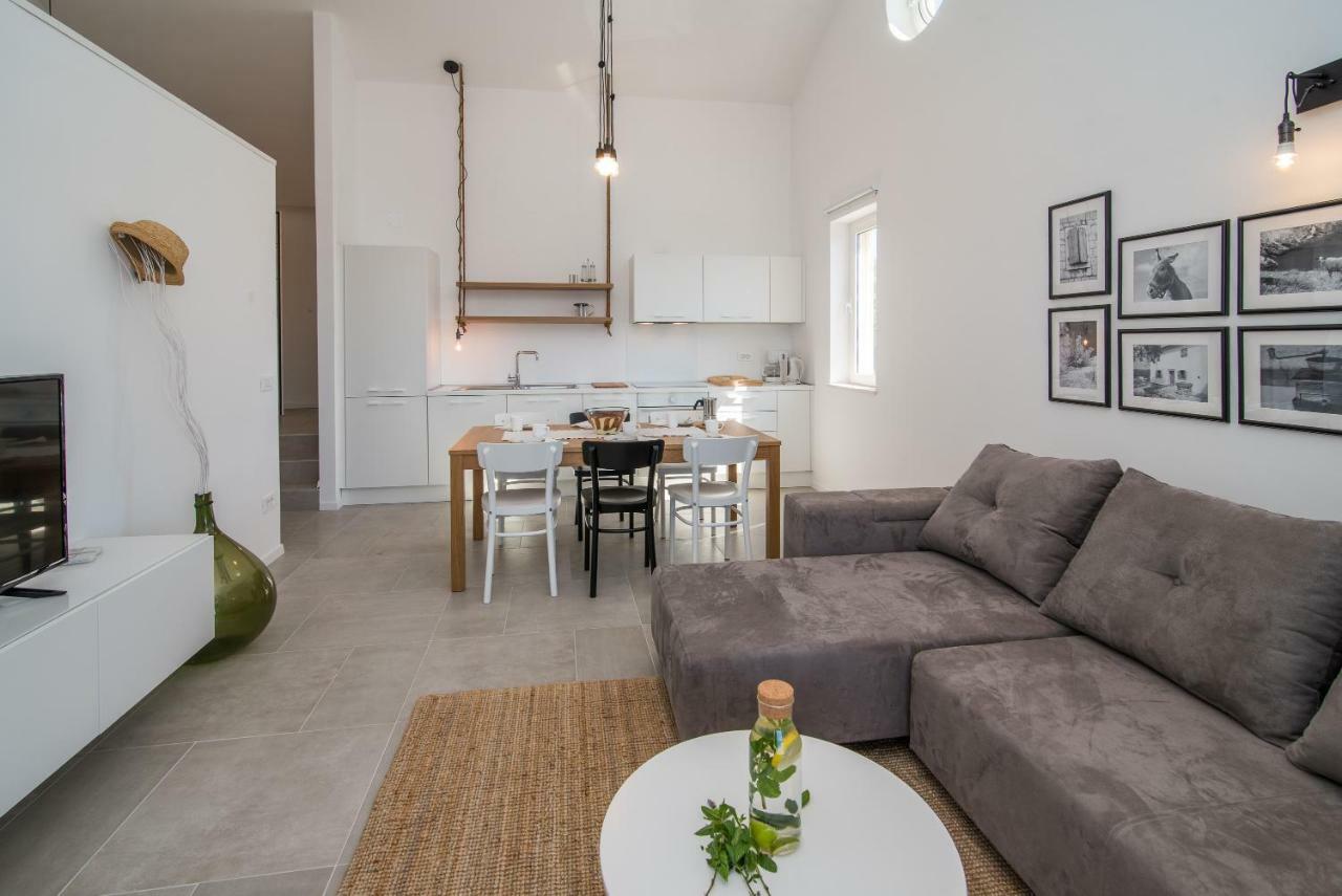 Franko & Ana Apartments Крк Екстер'єр фото