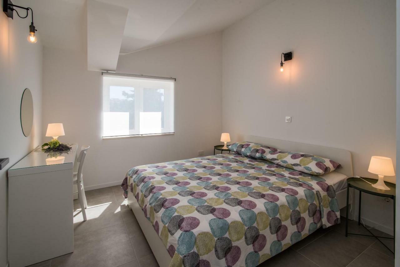 Franko & Ana Apartments Крк Екстер'єр фото